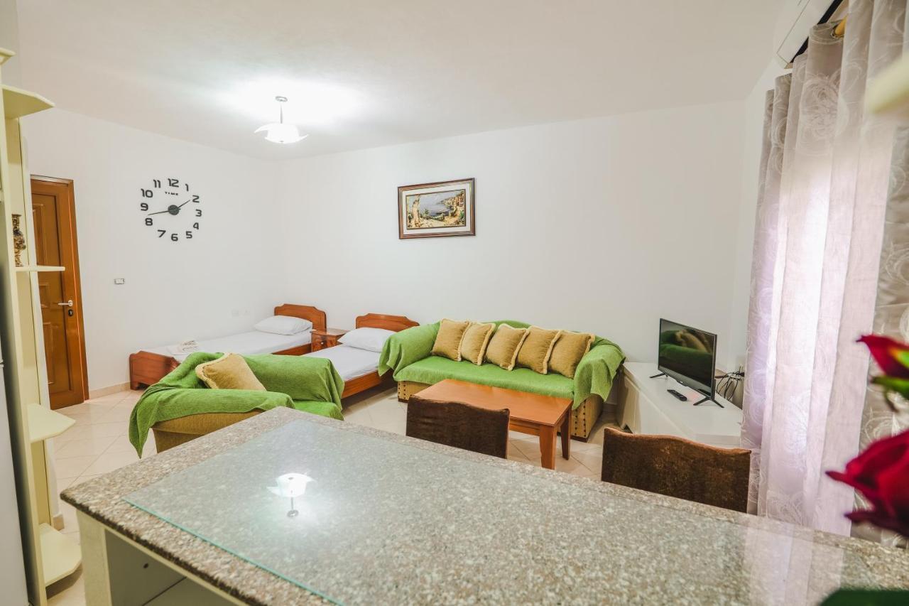 Vila Fredi Ksamil Buitenkant foto